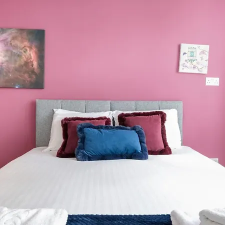 Fernbank Studios Sudbury Hill Harrow Self-Contained Studios With En-Suite